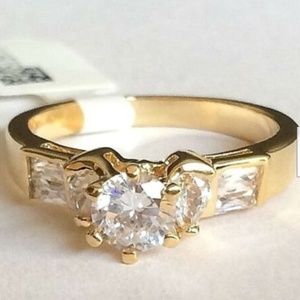 Gold Art Deco Engagement Cocktail Ring Size 9 Cubic Zirconia Solitaire w Accents